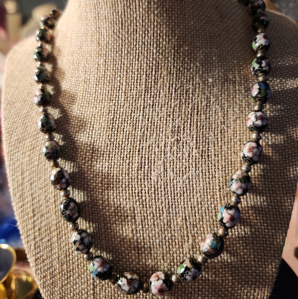 Exquisite Vintage Cloisonne Beads Necklace
